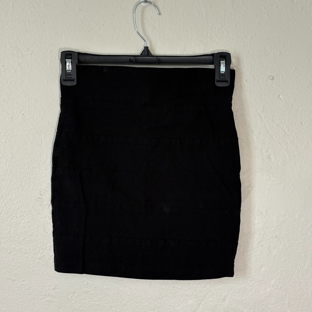 Charlotte Russe Black Mini Skirt women’s‎ size XS